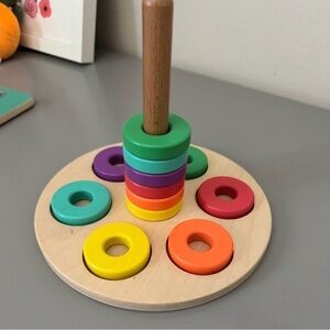 Lovevery Flexible Wooden Stacker
